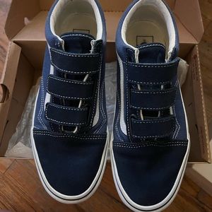 only worn twice velcro vans